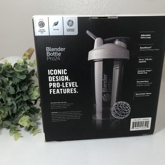 ❤️4 total❤️Blender Bottle pro - Picture 3 of 3